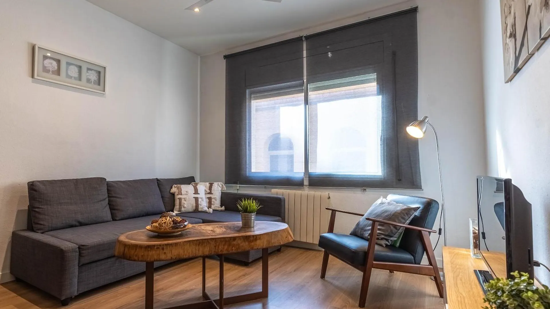 Lindo Apartamento Vila De Gracia contacts